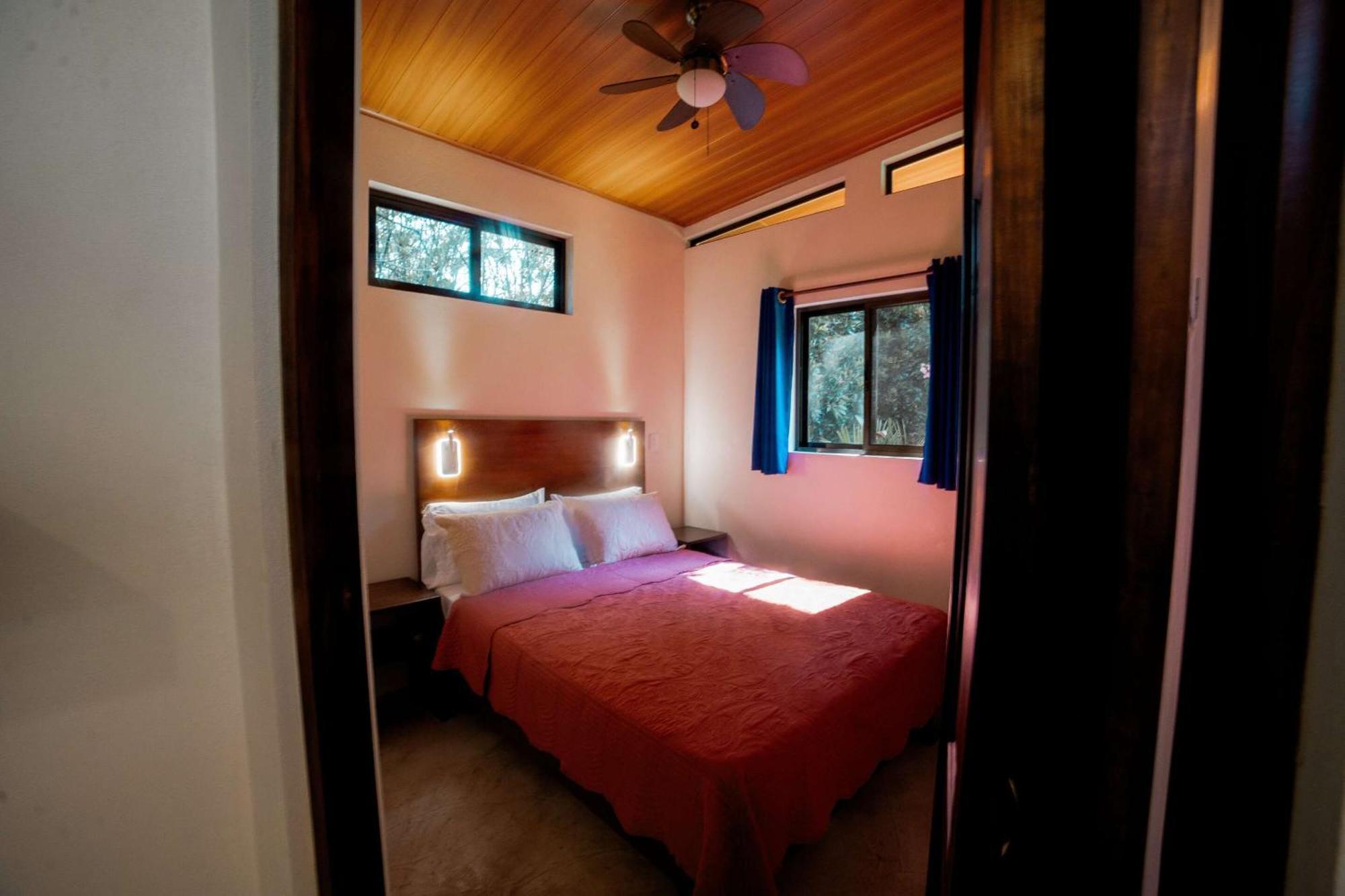 Brahman Bungalows On Pavones Point Pokoj fotografie