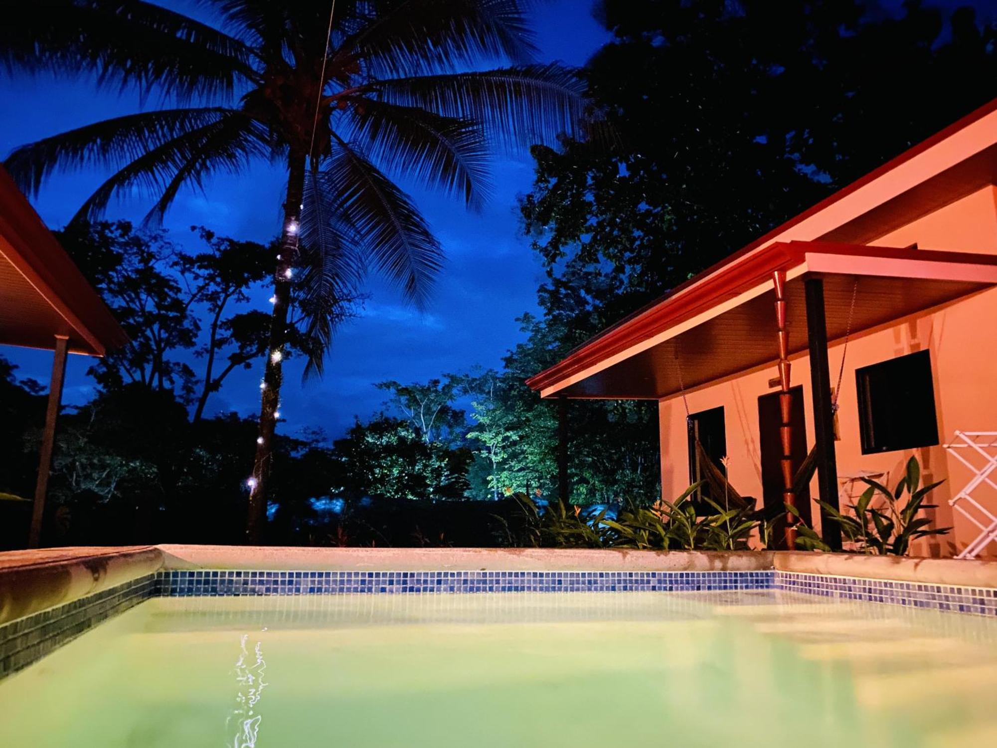 Brahman Bungalows On Pavones Point Pokoj fotografie